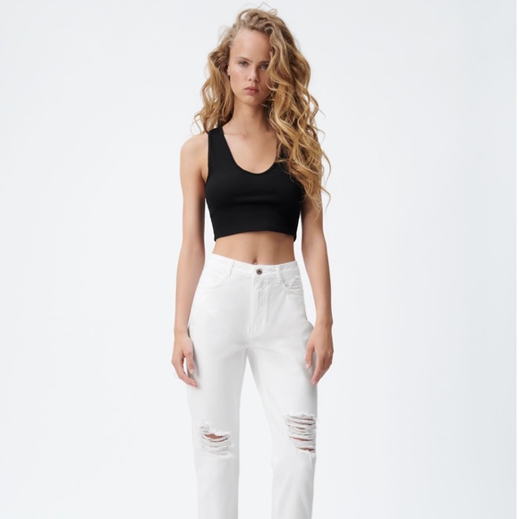 🥳Host Pick🥳 NWT Zara Relaxed Fit Ripped Jeans - 36 - Picture 2 of 10